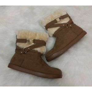 Guess Womens 9.5 Tan Faux Fur Winter Slip on Ankle Boots Buckles Gold G Buckles